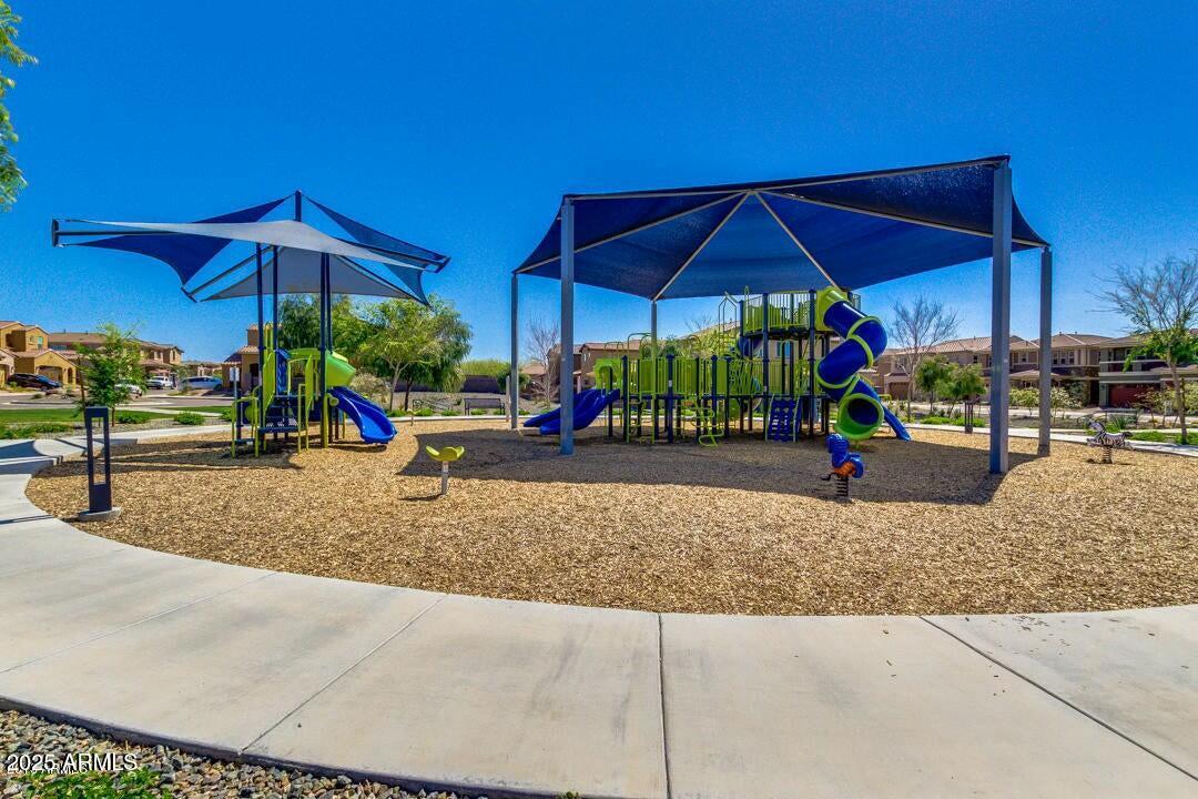 4635 East Patrick Lane Phoenix, AZ 85050 - Photo 33 of 34 Community Playground