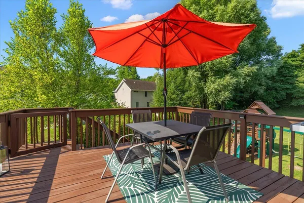 $600,000 | 2678 Hawthorne Court, Jenison, MI 49428