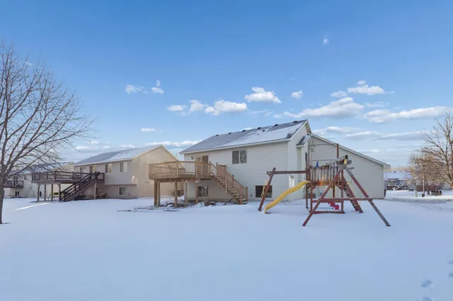 $295,000 | 512 Frankfort Way, Waverly, MN 55390