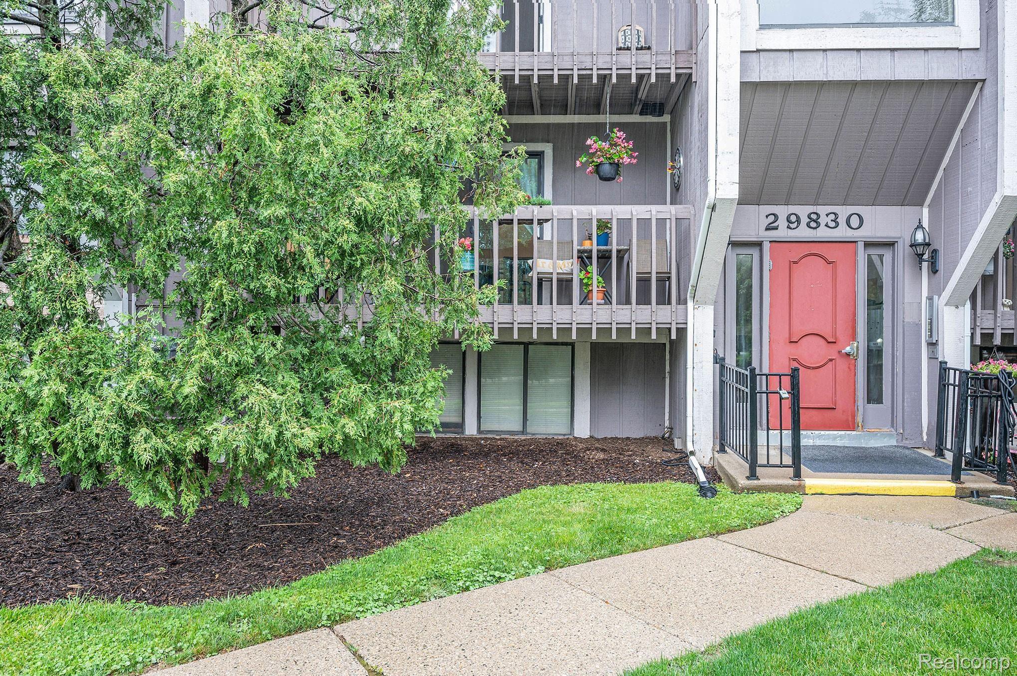 29830 West 12 Mile Road, Unit 305 Farmington, MI 48334 - Photo 1 of 16 29830-Twelve-mile_26.jpg
