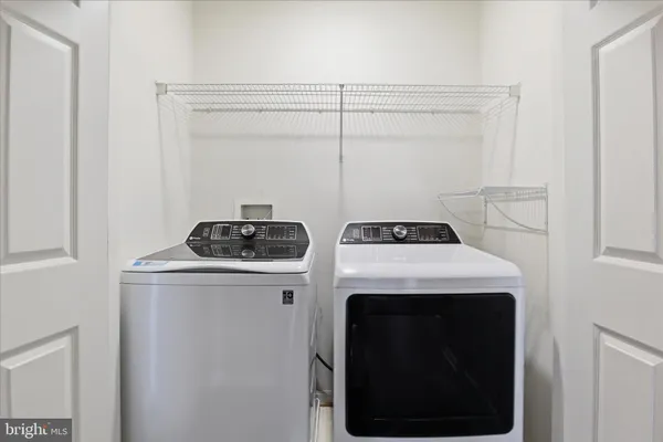 $989,000 | 21172 Sundial Court, Broadlands, VA 20148