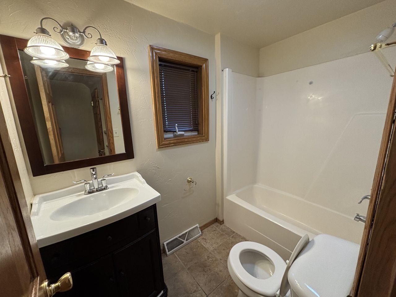 215 Meyer Street Marion, WI 54950 - Photo 10 of 25