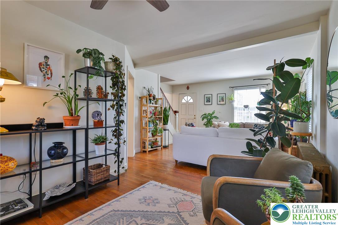 851 Media Street Bethlehem, PA 18017 - Photo 7 of 22 a living room with furniture and a potted plant