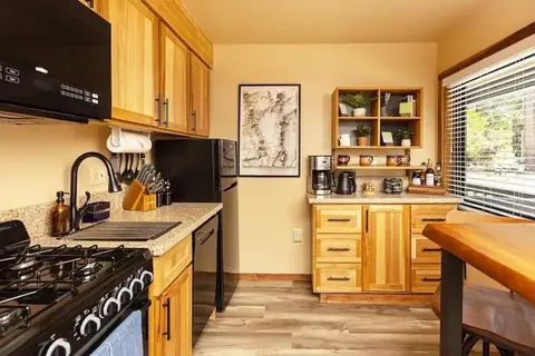 $398,000 | 6844 North Lake Boulevard, Unit 5, Tahoe Vista, CA 96148