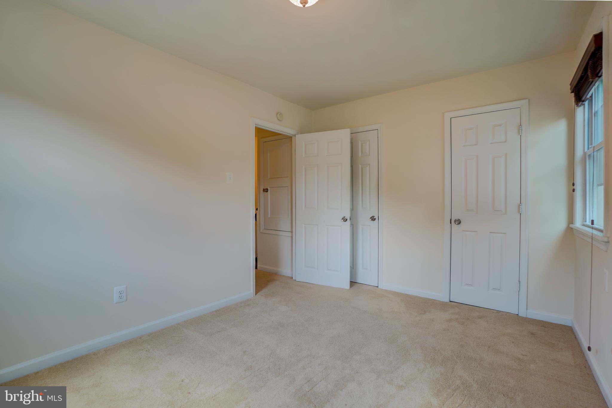628 Four Mile Road Alexandria, VA 22305 - Photo 18 of 29 a view of an empty room