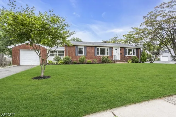 $3,300 | 63 Livingston Avenue, Unit A, New Providence, NJ 07974