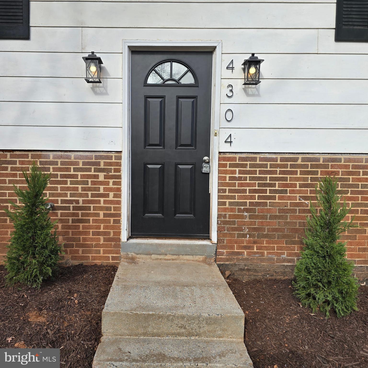 4304 Calvert Circle Frederick, MD 21703 - Photo 4 of 77