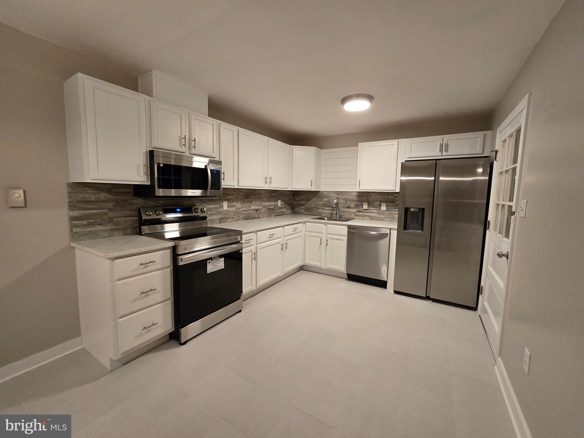 4304 Calvert Circle Frederick, MD 21703 - Photo 10 of 77