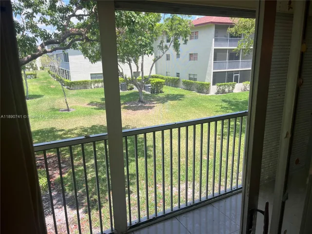 $1,450 | 150 Southwest 134th Way, Unit 209R, Pembroke Pines, FL 33027