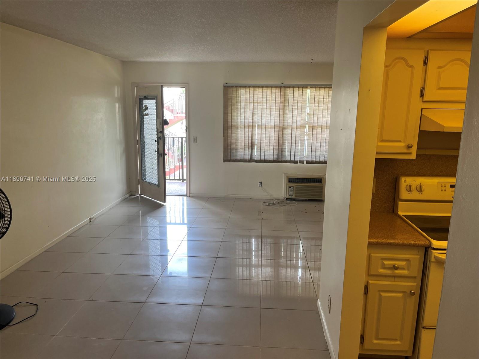 150 Southwest 134th Way, Unit 209R Pembroke Pines, FL 33027 - Photo 6 of 12
