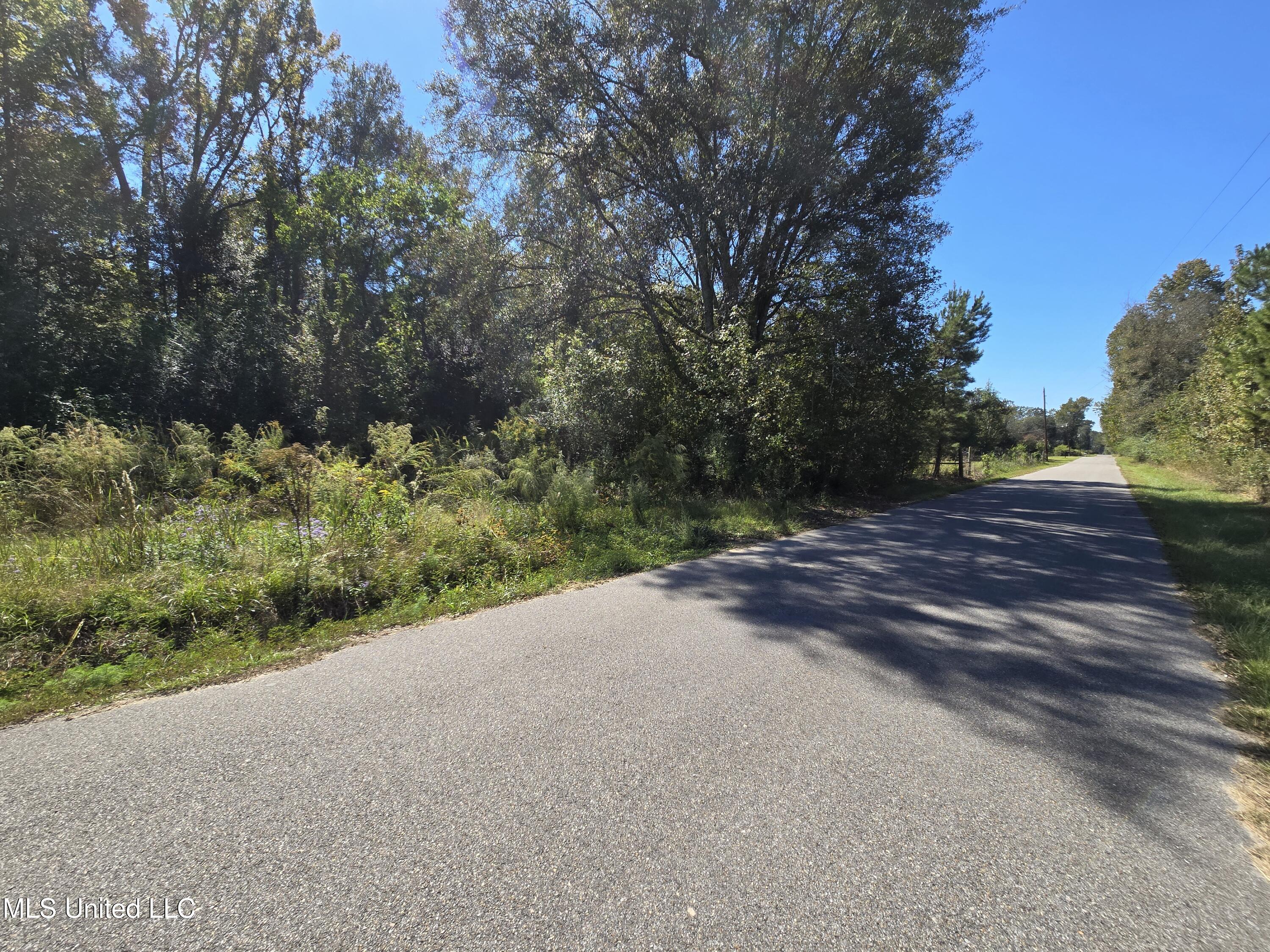 7 G Morgan Road Laurel, MS 39443 - Photo 13 of 13 20251016_130417