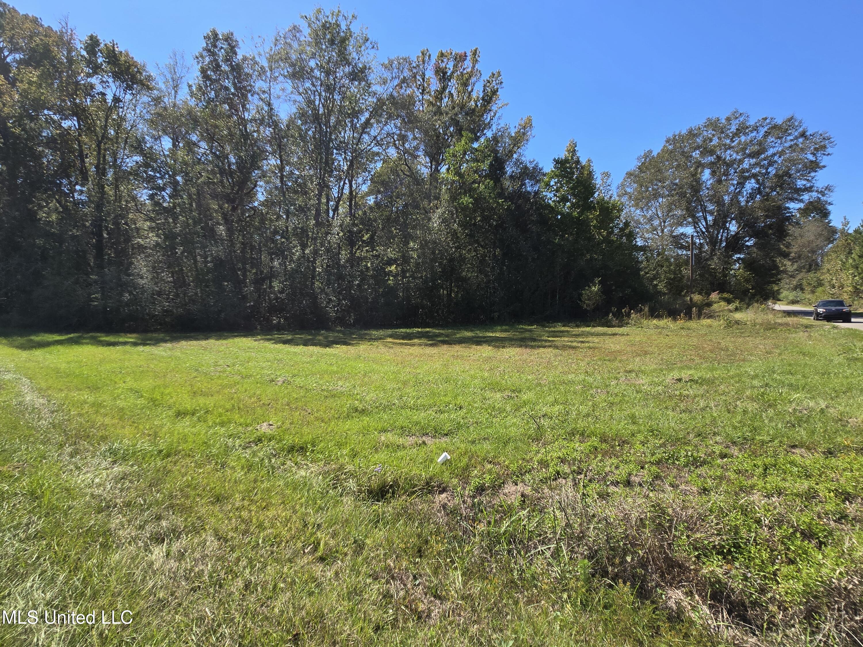 7 G Morgan Road Laurel, MS 39443 - Photo 4 of 13 20251016_130608