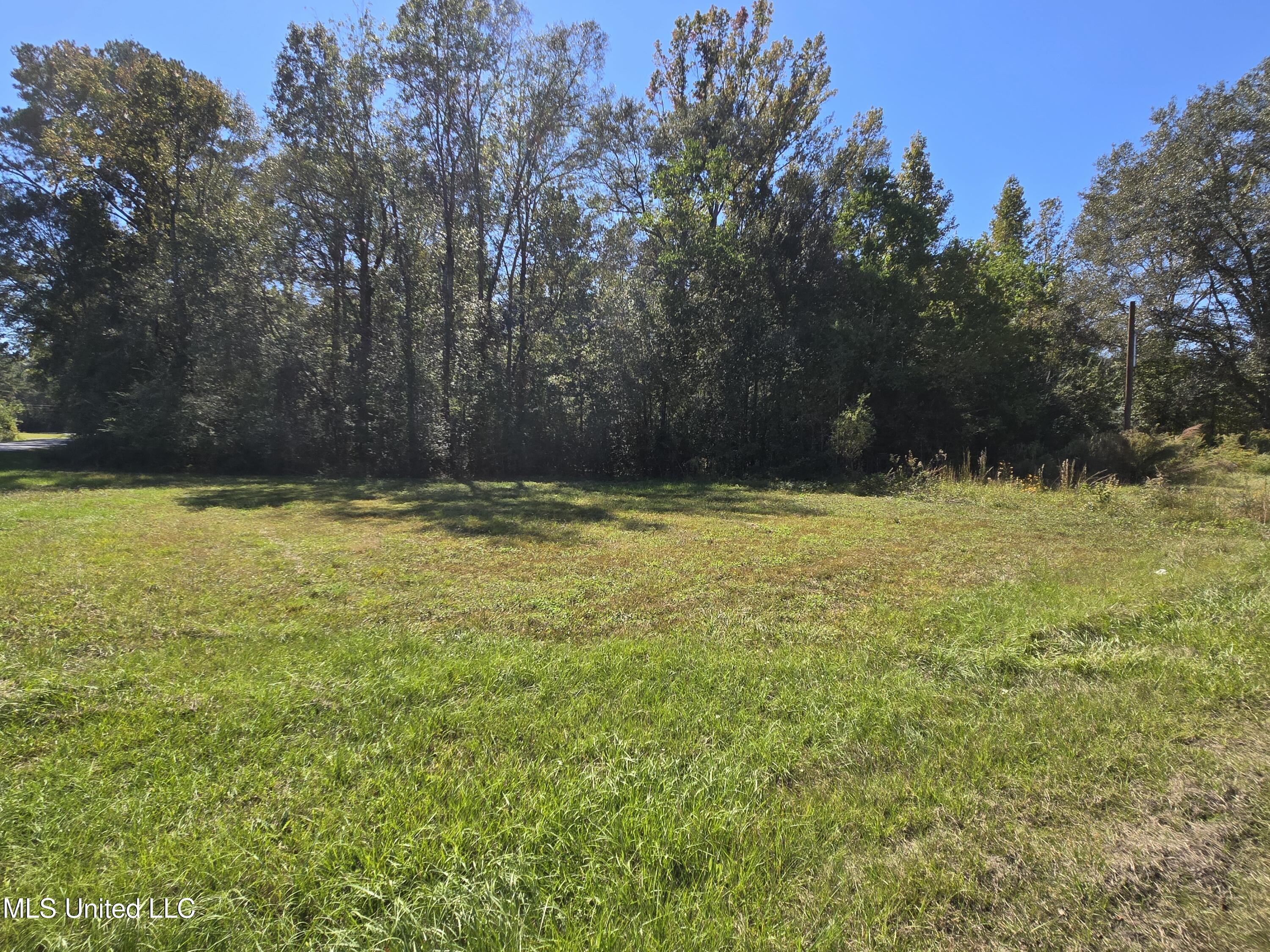 7 G Morgan Road Laurel, MS 39443 - Photo 5 of 13 20251016_130543