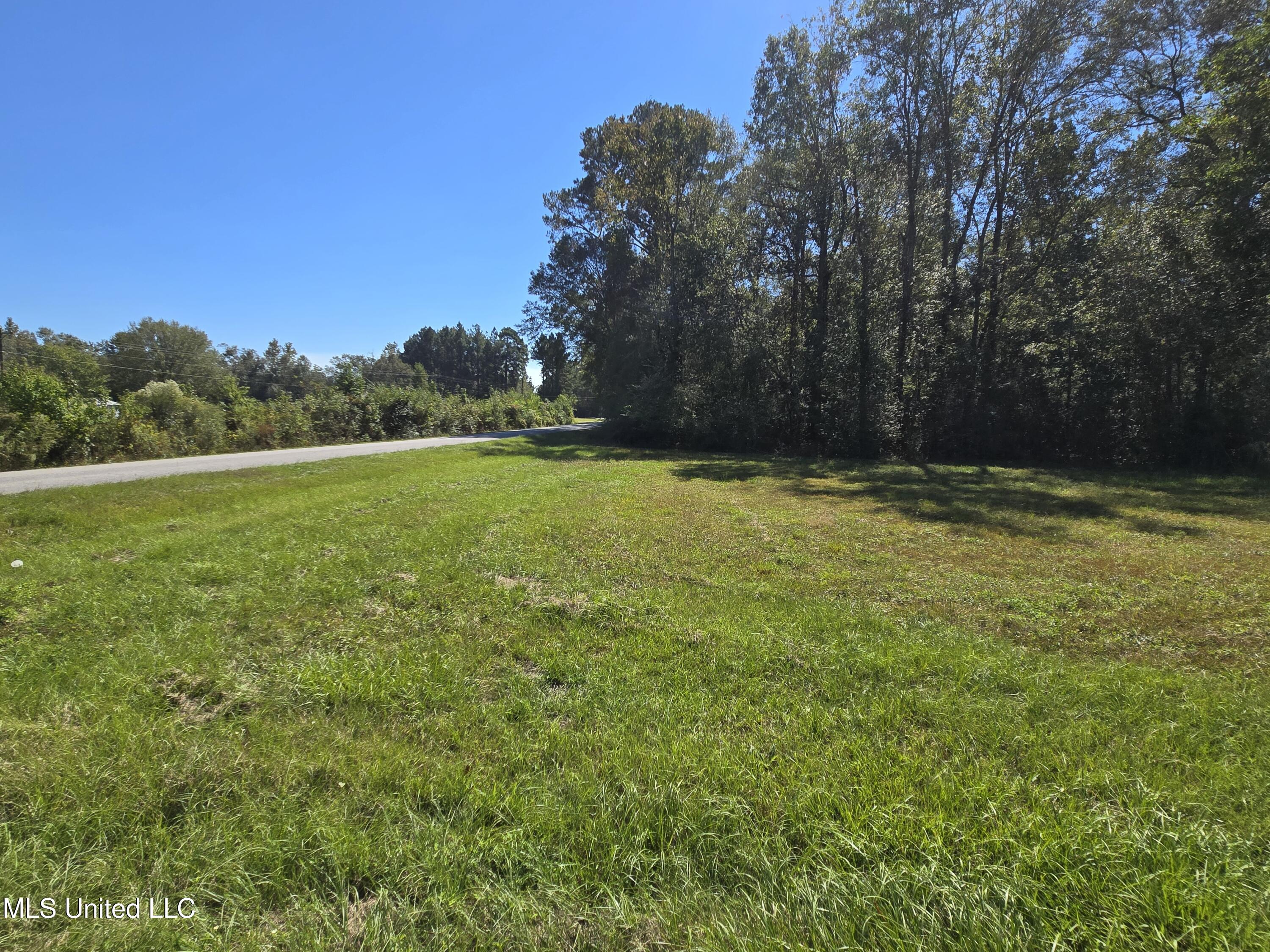 7 G Morgan Road Laurel, MS 39443 - Photo 6 of 13 20251016_130541