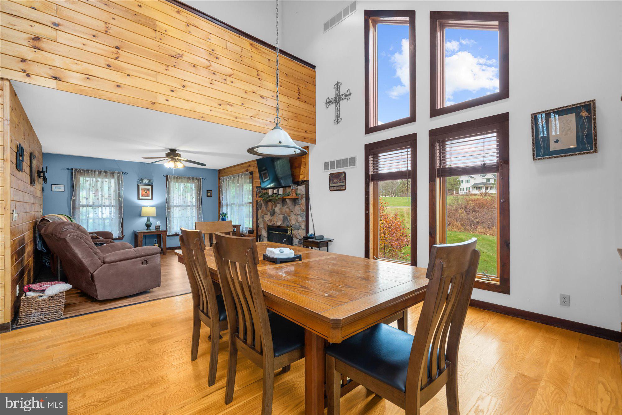 28 Highview Lane Mertztown, PA 19539 - Photo 13 of 57 a dining room with furniture and window