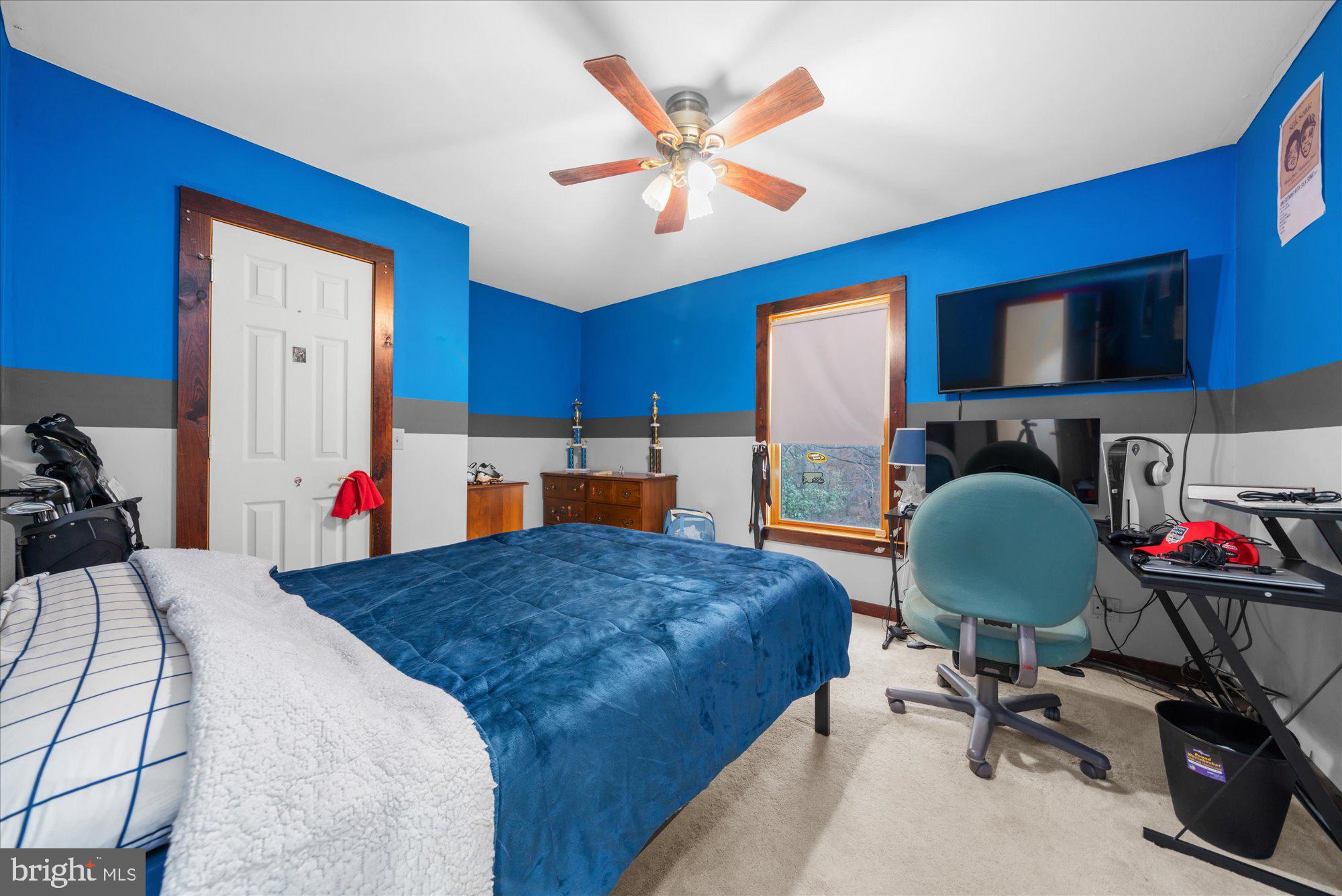 28 Highview Lane Mertztown, PA 19539 - Photo 22 of 57 a bed room with a bed and a chair