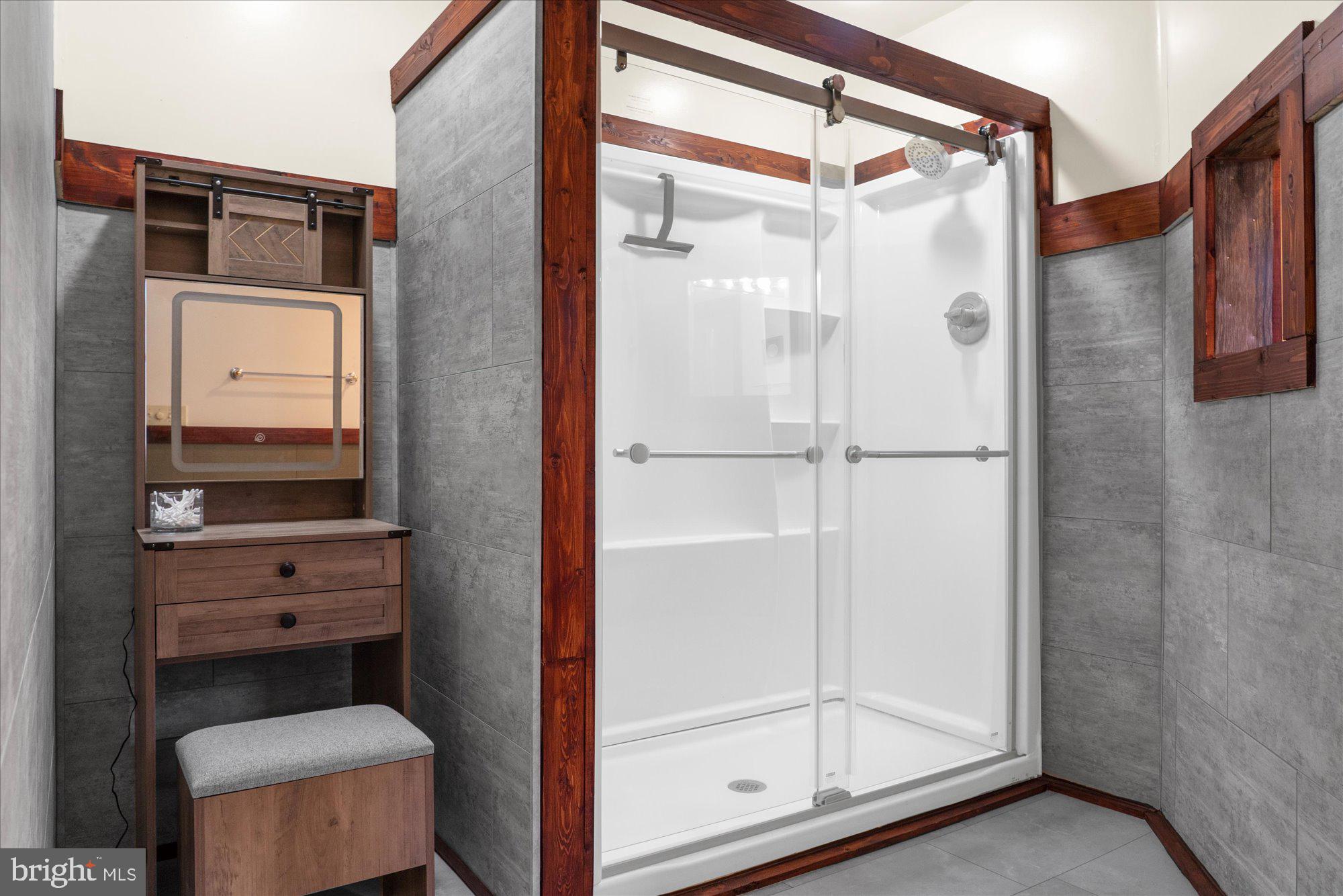 28 Highview Lane Mertztown, PA 19539 - Photo 31 of 57 a bathroom that has a glass shower door