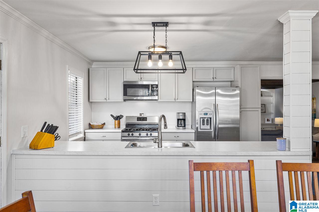 2187 Rocky Ridge Road Birmingham, AL 35216 - Photo 10 of 37