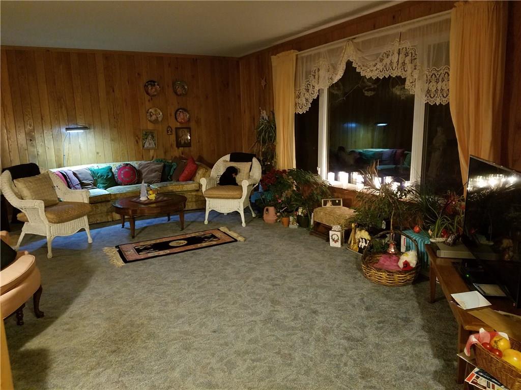 301 Filbert Road Butler, PA 16001 - Photo 3 of 18