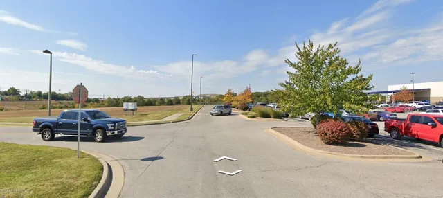 $699,000 | 0 St Robert Boulevard, St. Robert, MO 65584