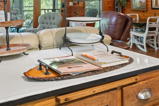 $299,999 | 237 Hickory Ridge, Mountain Rest, SC 29664