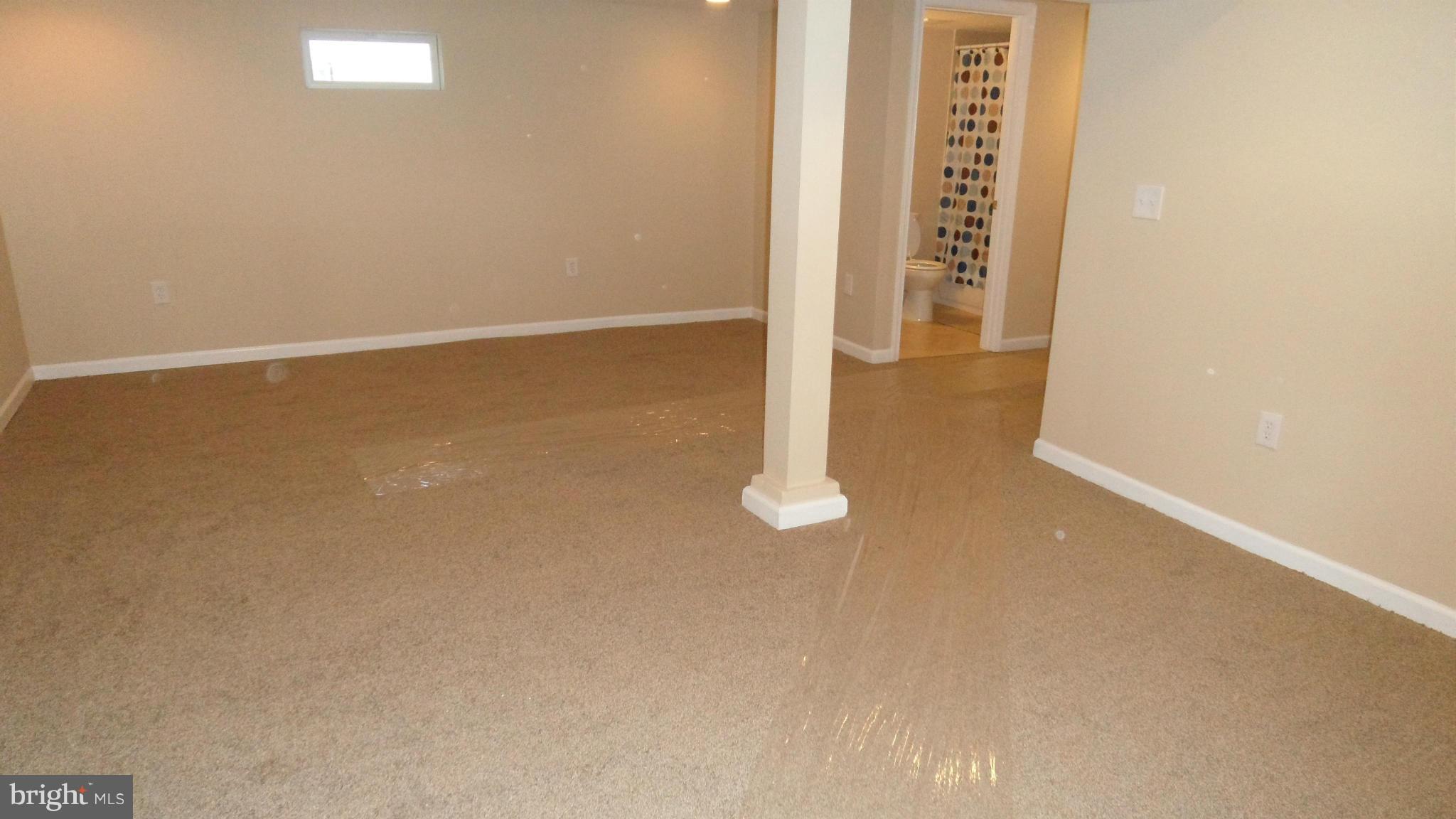 3604 Florida Road Baltimore, MD 21244 - Photo 22 of 28 a view of an empty room