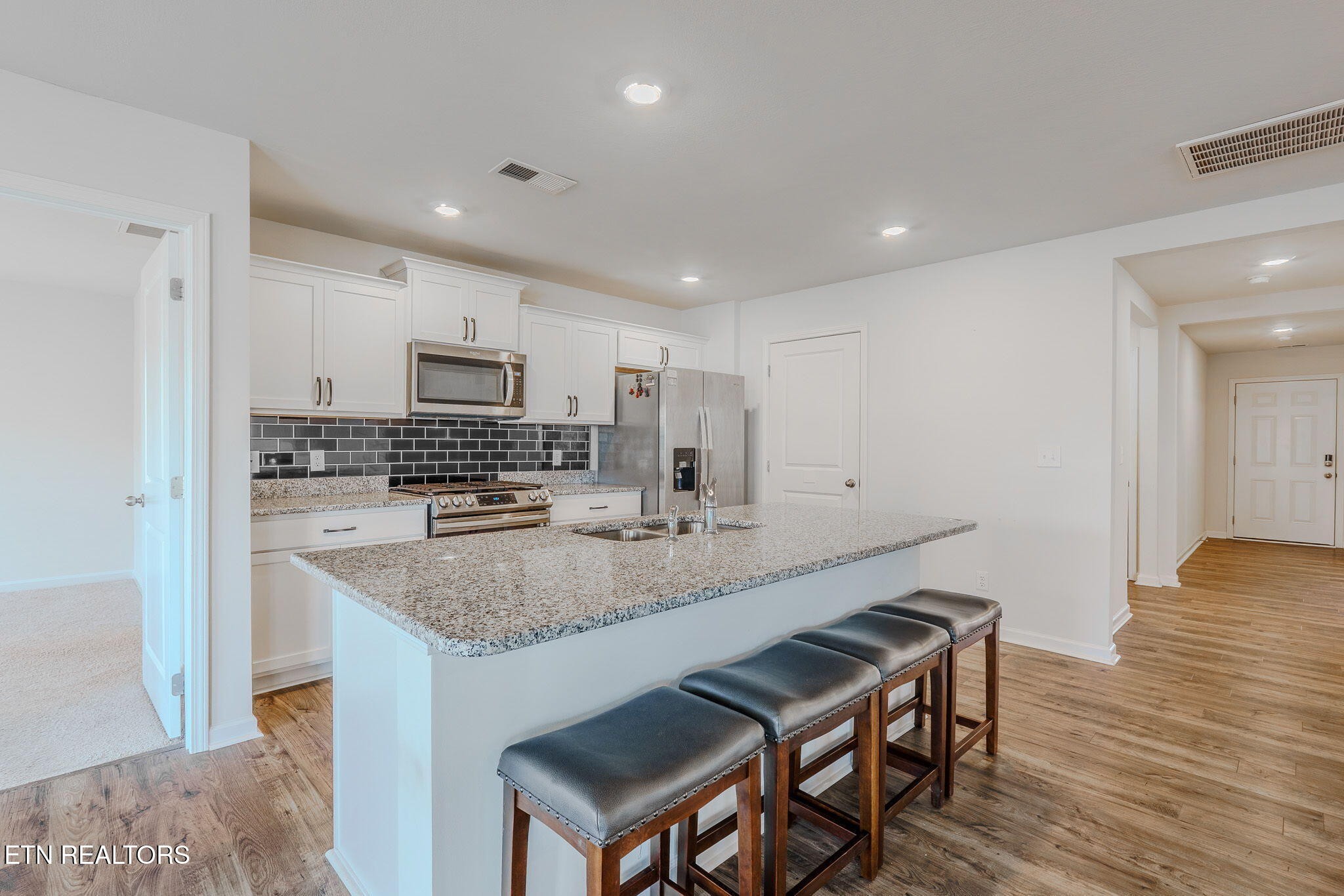 2540 Lucille Lane Talbott, TN 37877 - Photo 12 of 36