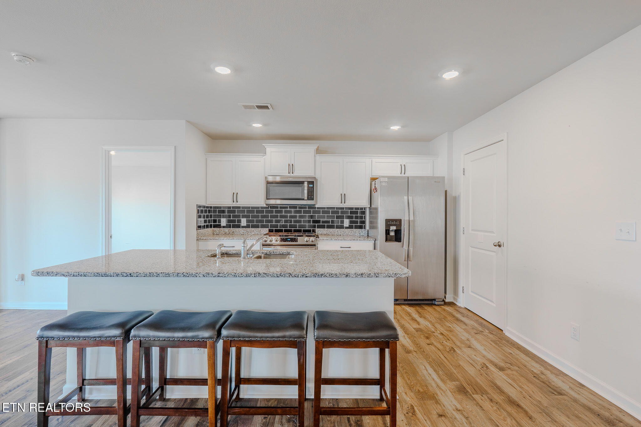 2540 Lucille Lane Talbott, TN 37877 - Photo 13 of 36