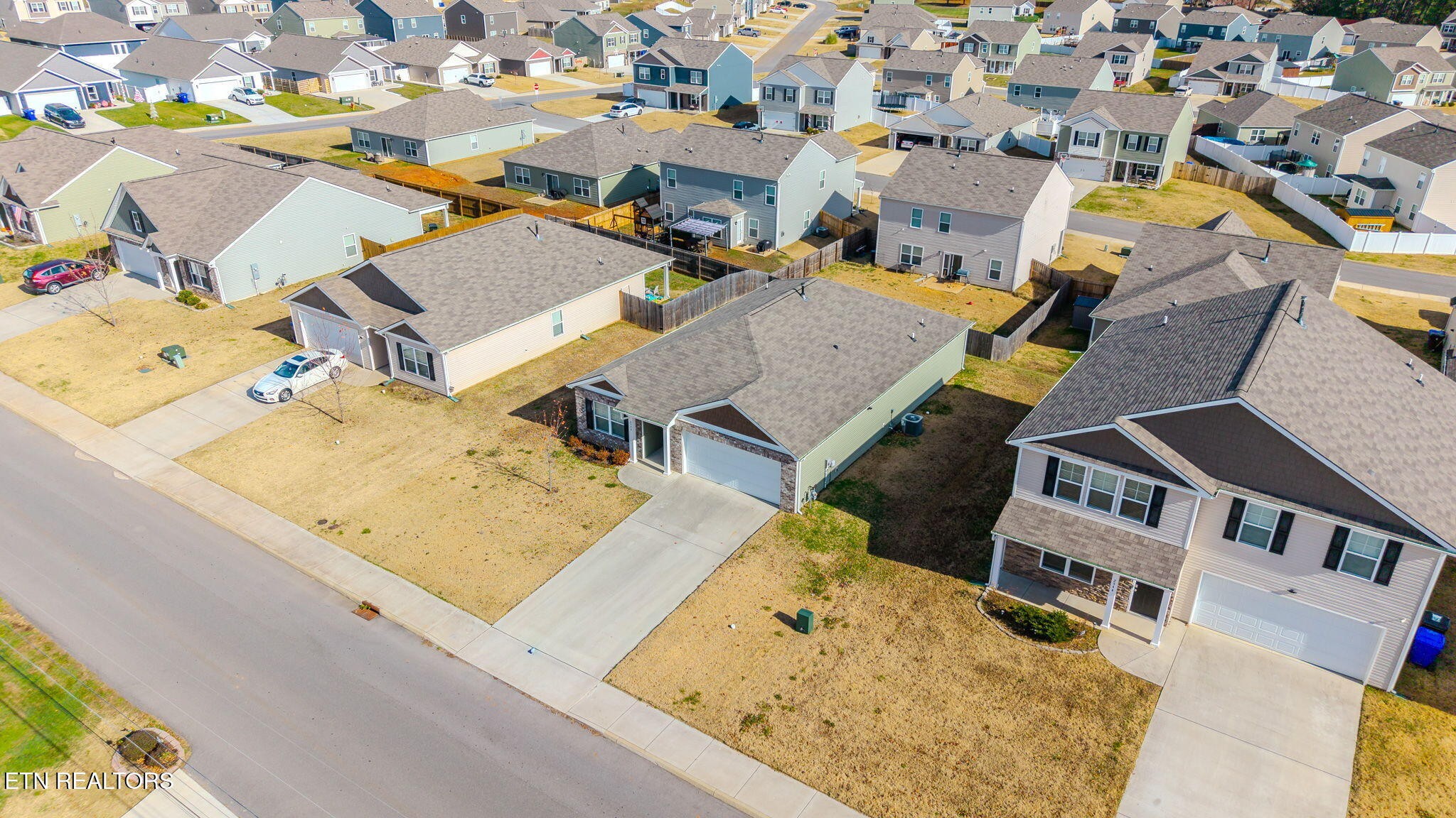 2540 Lucille Lane Talbott, TN 37877 - Photo 32 of 36