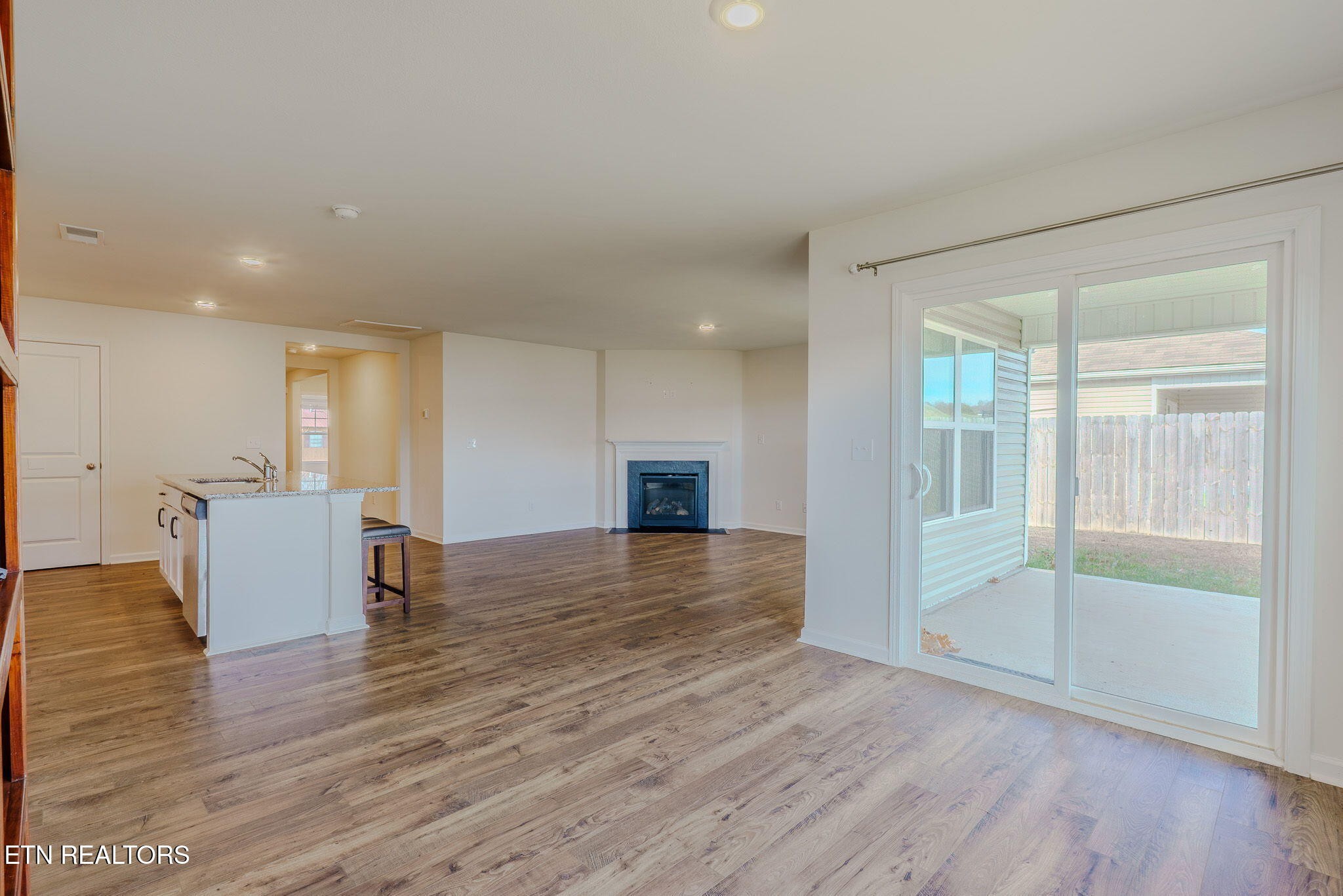 2540 Lucille Lane Talbott, TN 37877 - Photo 4 of 36