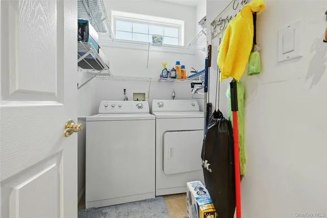 $649,000 | 10 Sagaponack Court, Unit 10, Ridge, NY 11961