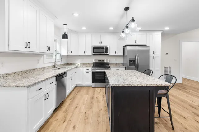 $343,000 | 402 Old State Highway 8, Dunlap, TN 37327