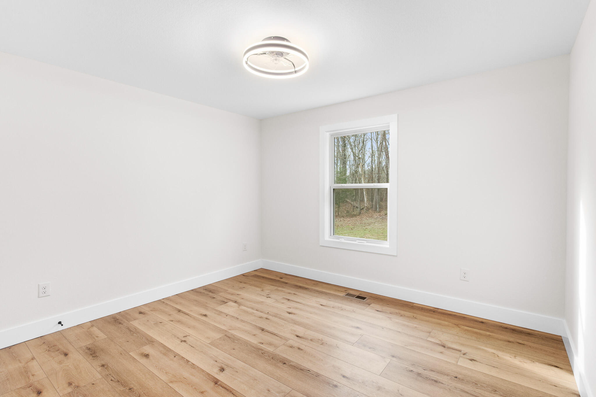 402 Old State Highway 8 Dunlap, TN 37327 - Photo 29 of 38 _MG_0533