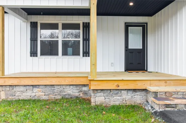 $343,000 | 402 Old State Highway 8, Dunlap, TN 37327