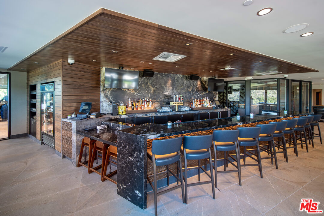 12608 Promontory Road Los Angeles, CA 90049 - Photo 58 of 59