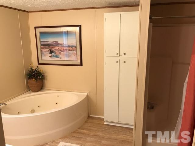 4032 Holder Road Durham, NC 27703 - Photo 8 of 13 Tub