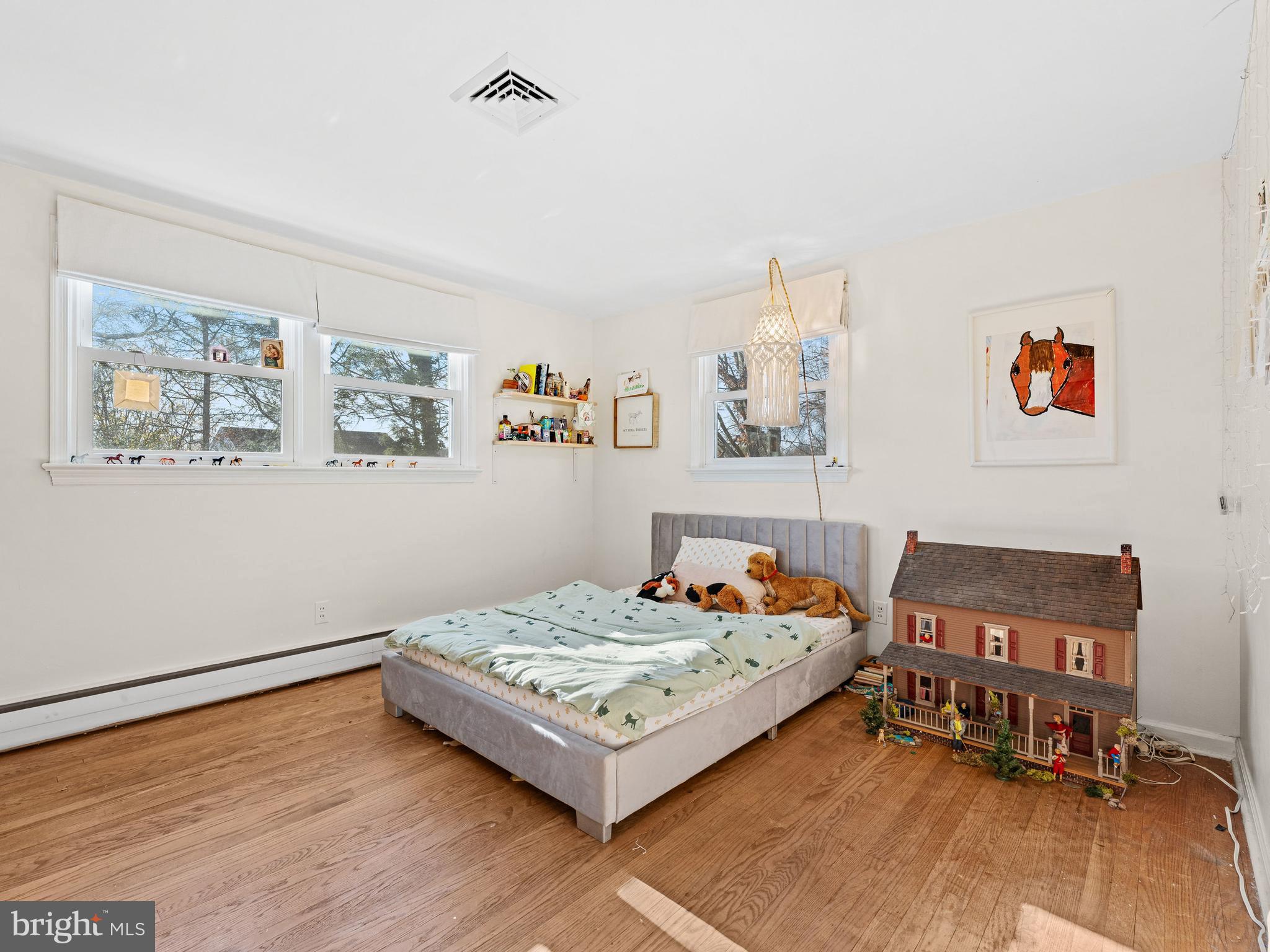 574 Green Valley Road Langhorne, PA 19047 - Photo 38 of 57