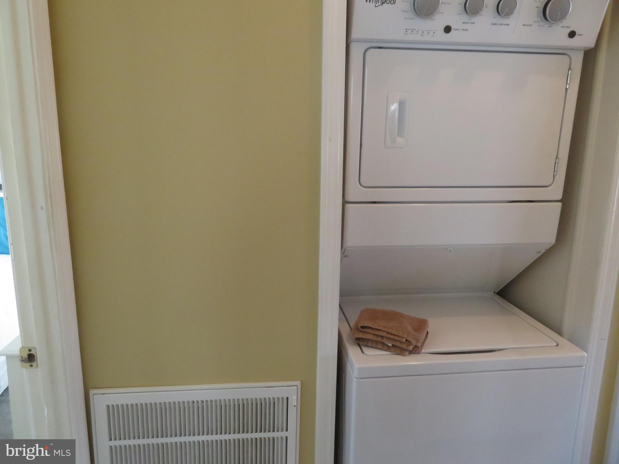 120 Skipjack Circle Berlin, MD 21811 - Photo 35 of 91 a utility room with dryer and washer