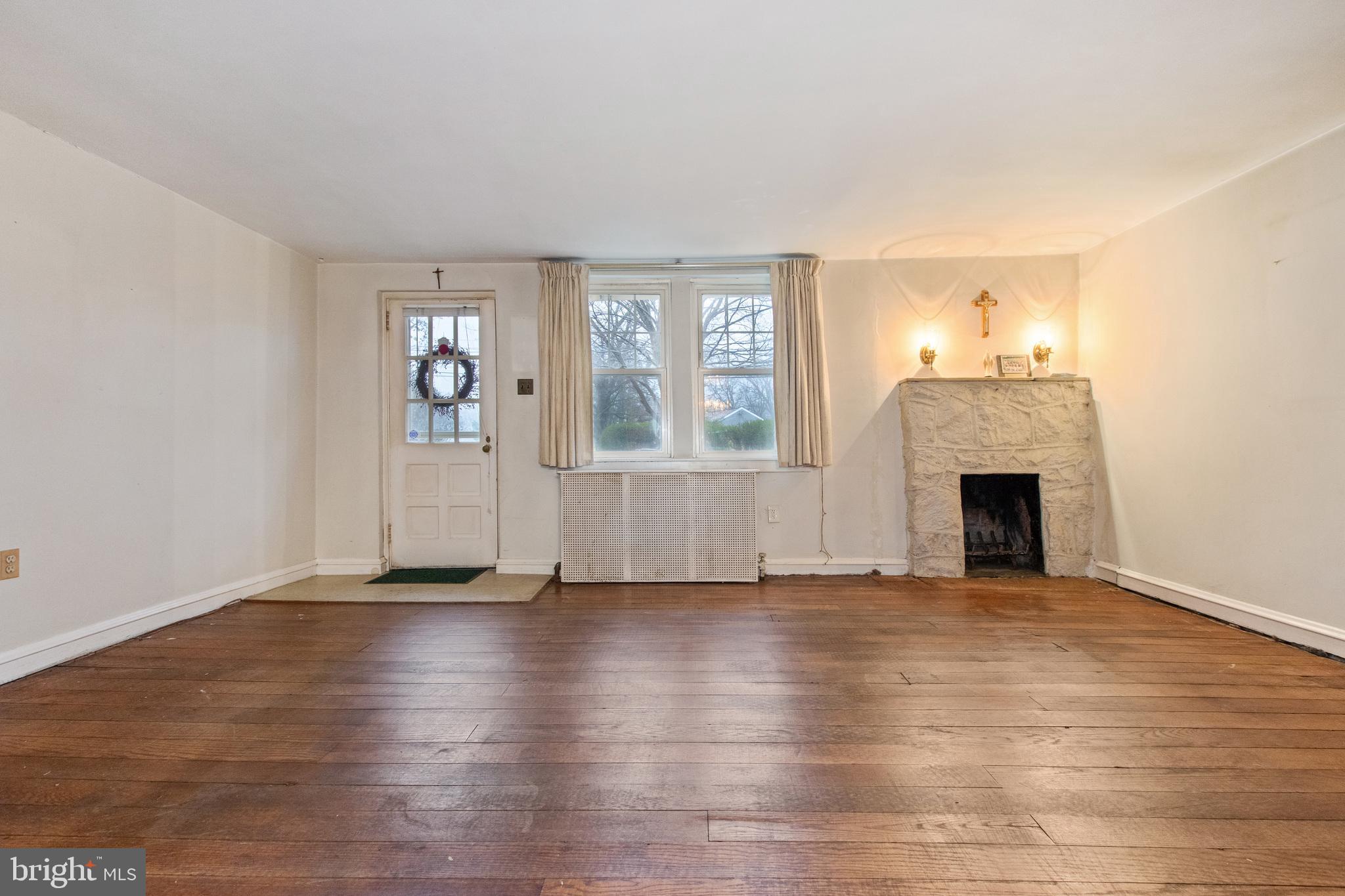 1119 Old Lancaster Road Berwyn, PA 19312 - Photo 4 of 20