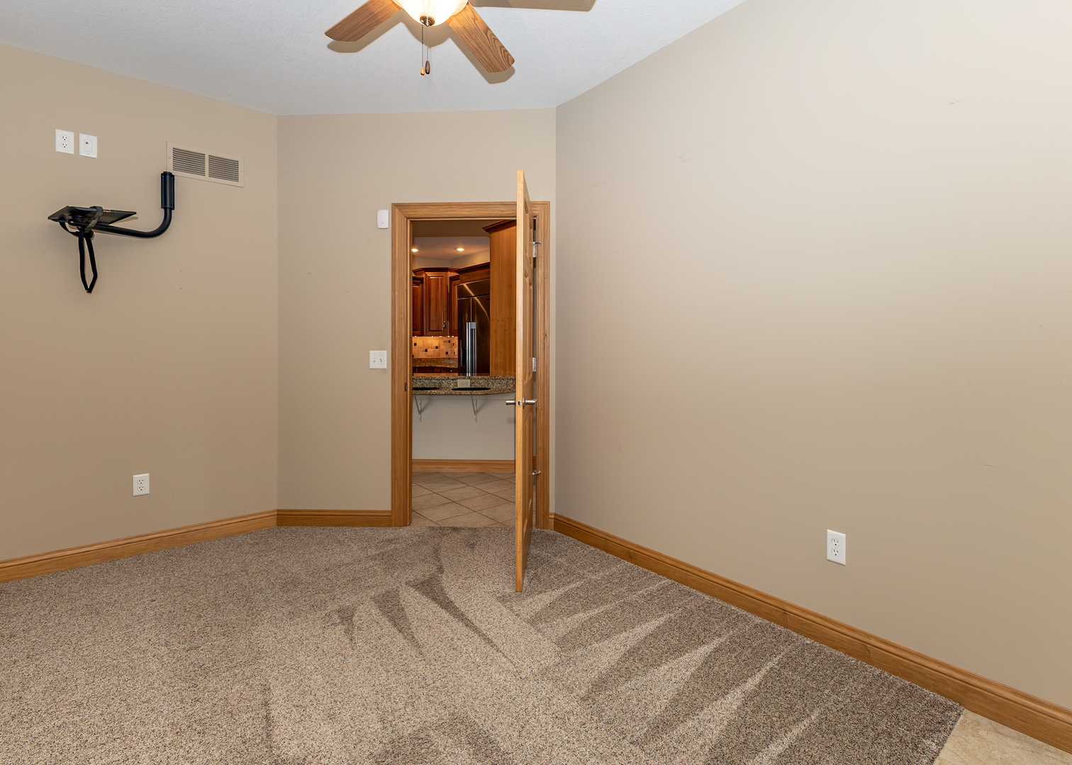 17 Villa Drive Hampton, IL 61256 - Photo 10 of 45