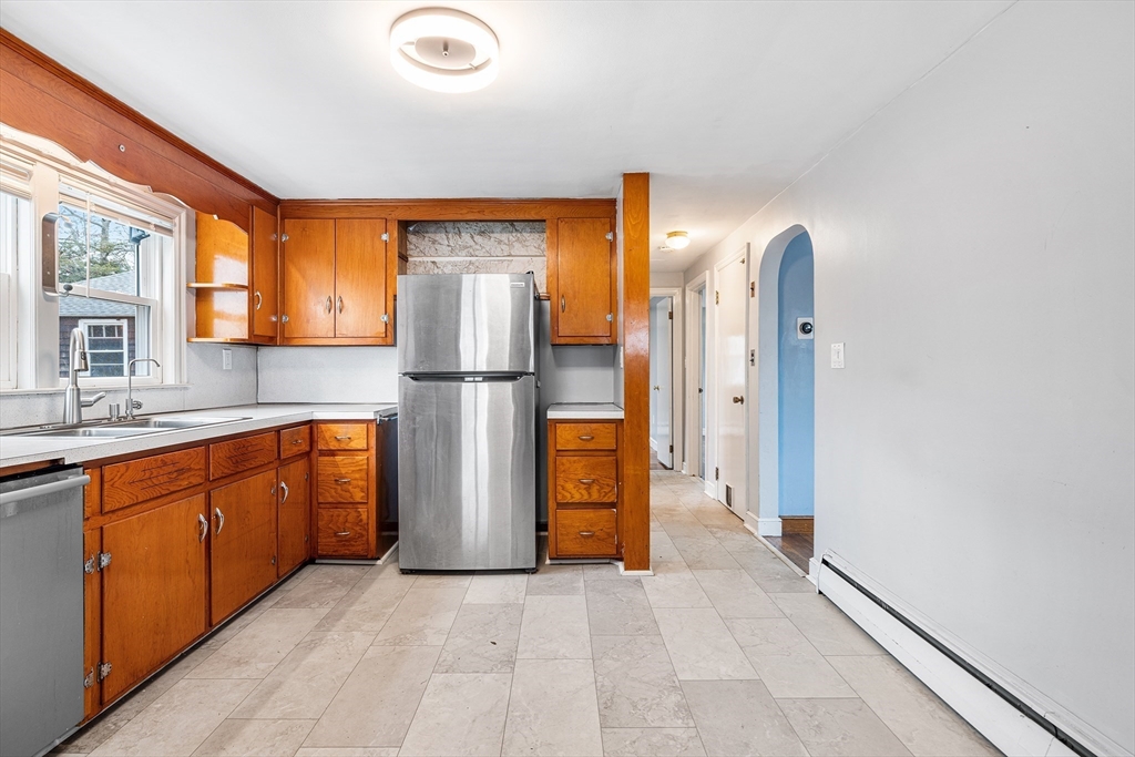 12 Atlantic Avenue Saugus, MA 01906 - Photo 9 of 42