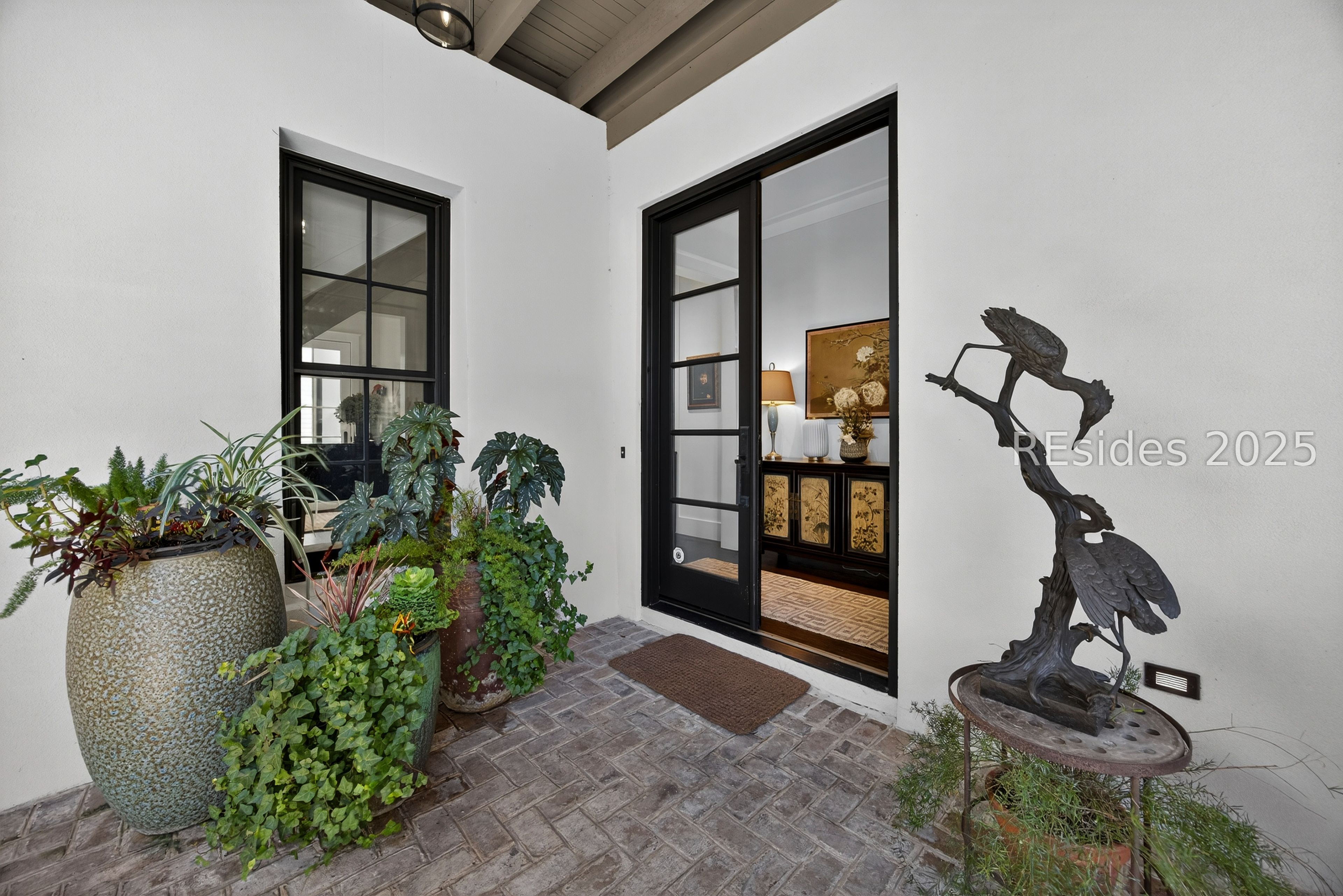 27 Over Dam Beaufort, SC 29906 - Photo 5 of 54 Classic detail and brick pavers