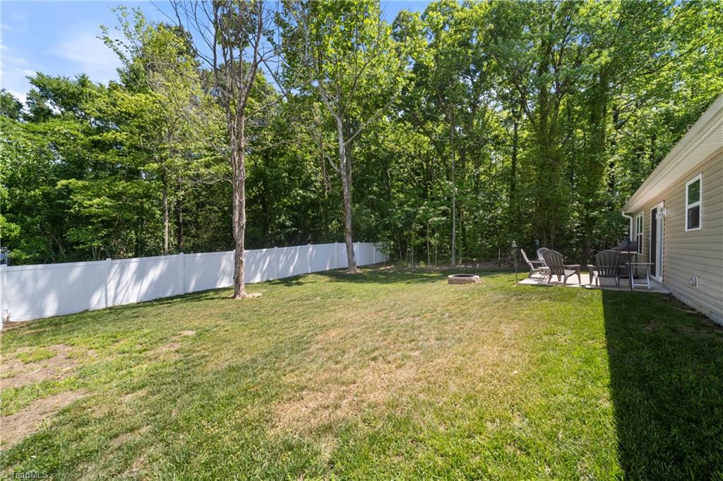 147 Lambeth Road Thomasville, NC 27360 - Photo 39 of 40