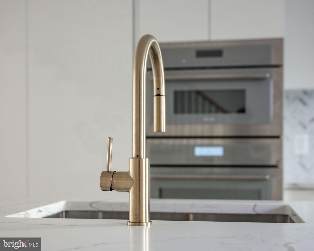 1200 Eton Court Northwest Washington, DC 20007 - Photo 8 of 66