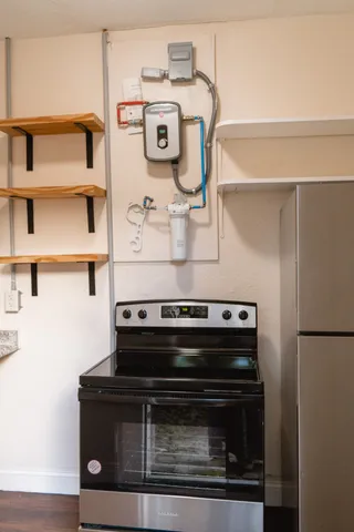 $1,050 | 511 North Monroe Street, Tallahassee, FL 32301