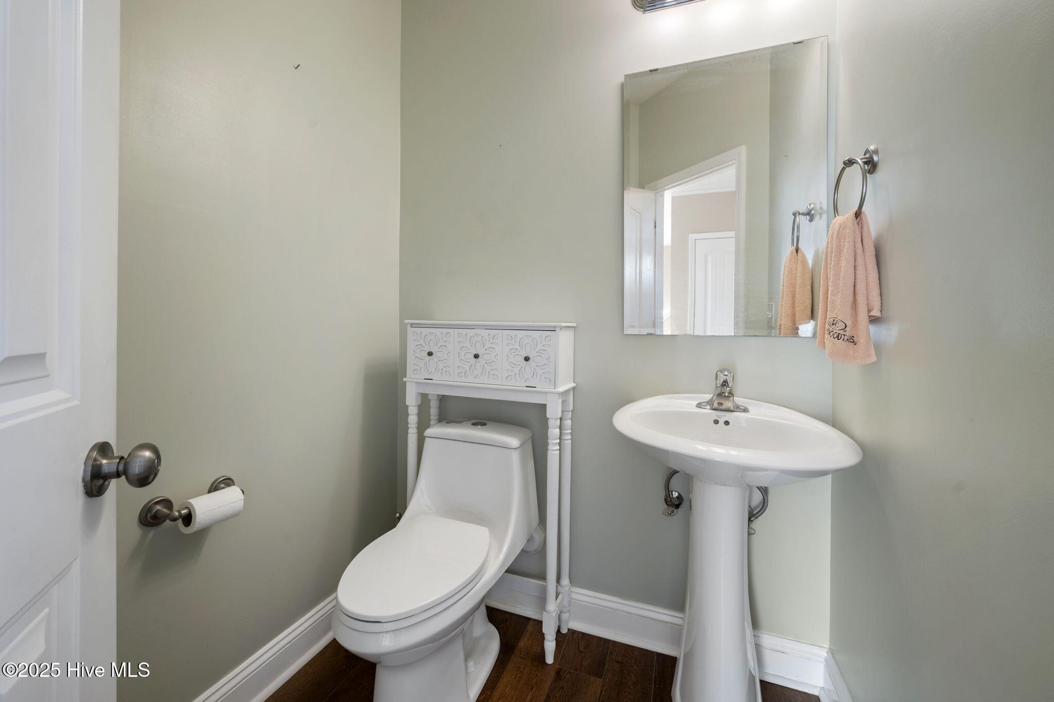 7072 Trailhead Road Leland, NC 28451 - Photo 7 of 35 16-web-or-mls-half bath