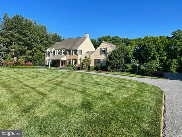 $1,295,000 | 904 Roundelay Drive, West Chester, PA 19382