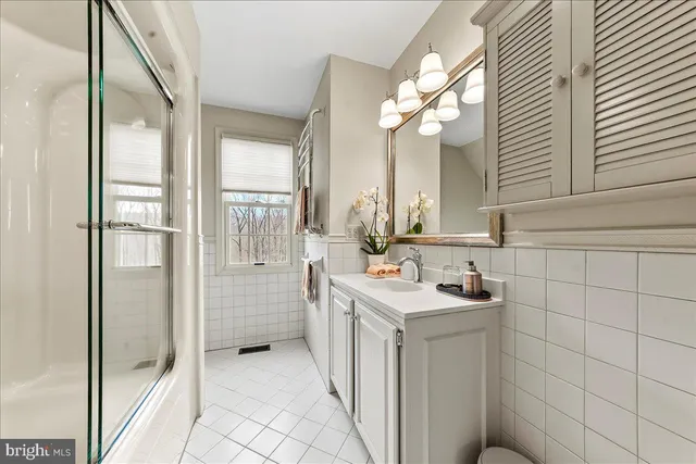 $1,295,000 | 904 Roundelay Drive, West Chester, PA 19382