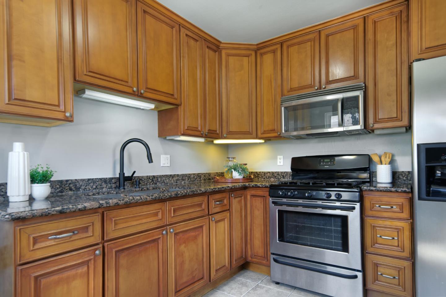 3247 Rama Drive San Jose, CA 95124 - Photo 9 of 29 Gallery Image 9