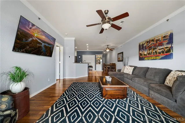 $359,900 | 216 Lakeview Resort Boulevard, Unit 1E, Sunrise Beach, MO 65079